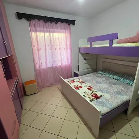 Ajsi House Ferienhaus *